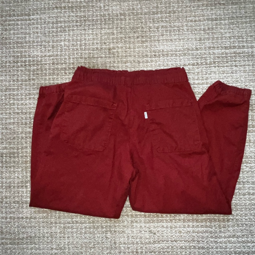 Levi's Women's Off-Duty High Rise Relaxed Jogger Burgandy Brown Sz Medium - Picture 4 of 8